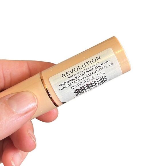 Makeup‎ Revolution Fast Base Foundation Stick F17 - Picture 4 of 4